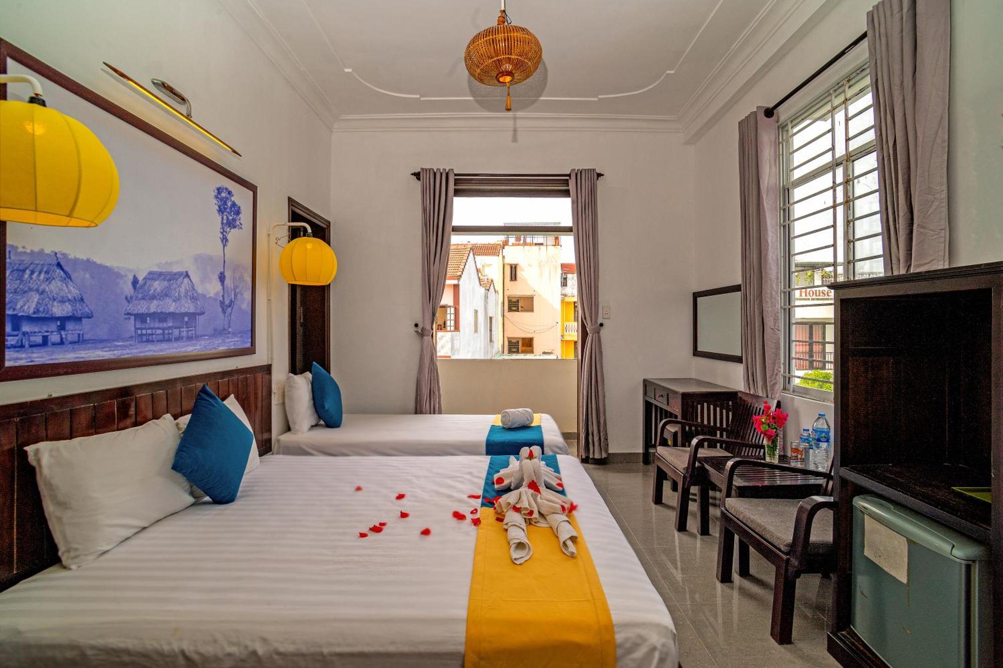 Hoi An Viet House Homestay ภายนอก รูปภาพ